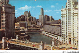 AETP5-USA-0389 - CHICAGO - ILLINOIS - Looking West At The Chicago River - The Michigan Avenue Bridge - Chicago