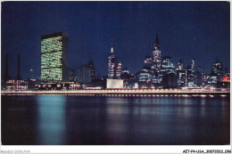 AETP4-USA-0322 - NEW YORK CITY - United Nations And New York City Skyline By Night From Welfare Island - Tarjetas Panorámicas