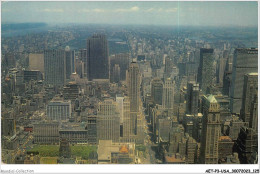 AETP3-USA-0251 - NEW YORK - Empire State Building Observatory - Looking North - Empire State Building