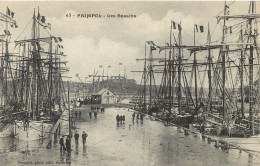 22 PAIMPOL. Voiliers Bateaux De Pêche Dans Les Bassins - Paimpol