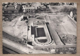 CPSM ALGERIE - BATNA ( Constantine ) Vue Aérienne Sur La Piscine Municipale TB PLAN EDIFICE NATATION + Vue Maisons - Batna