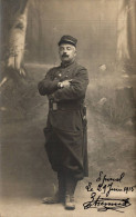 O7 - Carte Postale - Militaire - Personaggi