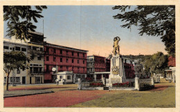 24-5933 : MARTINIQUE. FORT-DE-FRANCE. STATUE DE BELAIN D'ESNAMBUC SUR LA SAVANE - Fort De France