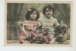 ENFANTS - LITTLE GIRL - MAEDCHEN - Jolie Carte Fantaisie Portrait Enfants Avec Fleurs Et Panier De Cerises - Portraits