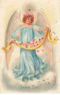 ANGE #FG51974 SUR UN NUAGE TENANT UN DRAP REMPLIS DE ROSES JOYEUX NOEL GAUFREE - Angels