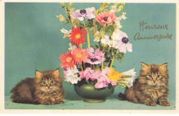 FETES VOEUX #DC51448 HEUREUX ANNIVERSAIRE CHATONS ENCADRANTS UN PANIER DE FLEUR - Verjaardag