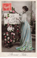 PRENOMS #MK52712 VIVE STE LOUISE JEUNE FEMME EN ROBE FLEURS BONNE FETE - Prénoms