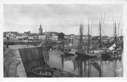 85 LES SABLES D OLONNE #MK54250 LE PORT VERS LA CHAUME BATEAUX - Sables D'Olonne