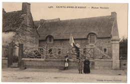 CPA 56 - SAINTE ANNE D'AURAY (Morbihan) - 2986. Maison Nicolazic (animée) - Coll. H. Laurent - Sainte Anne D'Auray