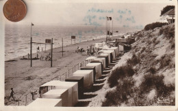 44 - Carte Postale Semi Moderne De  SAINT BREVIN LES PINS     Les Cabines De Plage - Saint-Brevin-les-Pins