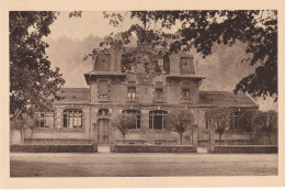 HAUCOURT  -  MOULAINE  -   MEURTHE & MOSELLE  -   (54)   -  CPA   -  LES  ECOLES. - Longwy