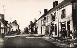 28 CHAMPROND AA#DC227 LA RUE PRINCIPALE ET LE TABAC - Autres & Non Classés