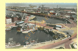 59. DUNKERQUE - Vue Générale Sur Le Port, Rive Droite / CPSM - Dunkerque