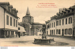 D65  ST- SAVIN  La Place, La Fontaine Et L' Eglise  ..... - Sonstige & Ohne Zuordnung