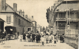 Fère Champenoise - Rue Du Pont "animés" - Fère-Champenoise