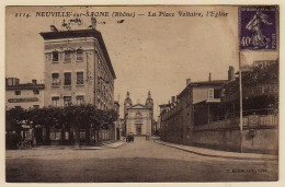 69 - B19513CPA - NEUVILLE SUR SAONE - La Place Voltaire - Eglise - Bon état - RHONE - Neuville Sur Saone