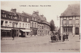 61 - B20479CPA - L'AIGLE - Rue Saint Jean -  Place De La Halle - Très Bon état - ORNE - L'Aigle