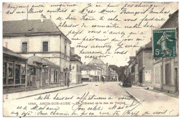 10 - B23308CPA - ARCIS SUR AUBE - Le Tribunal Et La Rue De Troyes - Carte Pionniere - Très Bon état - AUBE - Arcis Sur Aube