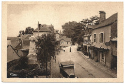 19 - B23411CPA - AYEN - Monument Aux Morts Et Avenue De Julliac - Café Vignard - Parfait état - CORREZE - Sonstige & Ohne Zuordnung