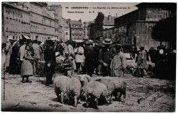 50 - B23251CPA - CHERBOURG - Le Marché Aux Bestiaux  Sur La Place Divette - Moutons - Carte Pionnière - Très Bon état - - Cherbourg