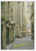 {91882} 24 Dordogne Sarlat , Rue Des Consuls , Hôtel De Mirandol Et Hôtel De Vassal ; Animée - Sarlat La Caneda