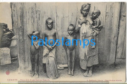 224810 AFRICA DJIBOUTI COSTUMES NATIVE CHILDREN AND WOMAN SEMI NUDE SOMALIS  POSTAL POSTCARD - Unclassified