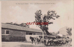 CPA UN MAS DANS LA CRAU - DOMAINE DE BEAUCHAMP PAR GRANS - Other & Unclassified