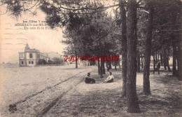 CPA ARGELES SUR MER - UN COIN DE LA FORET - Argeles Sur Mer