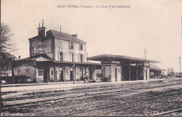 Saint-Saviol - La Gare : Vue Intérieure - Autres & Non Classés