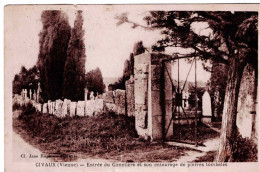 CIVAUX - Entrée Du Cimetière Et Son Entourage De Pierres Tombales (2) - Autres & Non Classés