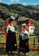 Gutacherinnen In Festtagstracht / Schwarzwald - Personnages