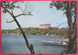 Sénégal - La Corniche Avec Le Palais Présidentiel Et Le Building Du Gouvernement - Sénégal