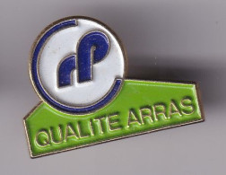 Pin's R.P. Qualité Arras Rhone Poulenc Réf 8655 - Città