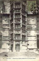 *CPA - 58 - NEVERS - Escalier Et Porte D'Honneur Du Palais Ducal - Nevers