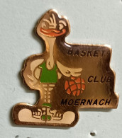 Pin's Basket Club Moernach Haut-Rhin Canard - Baloncesto