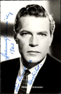 CPA Schauspieler Helmuth Schneider, Portrait, Autogramm - Schauspieler