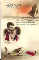 *CPA - Joyeux Avril          Couple , Bateau Sur La Mer, Poissons - April Fool's Day