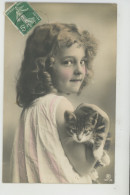 ENFANTS - LITTLE GIRL - MAEDCHEN - CHATS - CAT - Jolie Carte Fantaisie Portrait Fillette Et Chat - Gatos