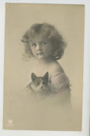 ENFANTS - LITTLE GIRL - MAEDCHEN - CHATS - CAT - Jolie Carte Fantaisie Portrait Fillette Et Chat - Gatos