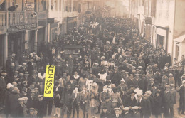 SAINT-TRIVIER-de-COURTES (Ain) - Carnaval, Cavalcade - Garage Griveaux - Carte-Photo, écrit (2 Scans) - Unclassified