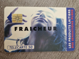 F329 - PRODUITS FRAICHEUR 50 SO3 - 1993