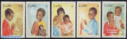 Congo Dem. Republic, (zaire) 1981 Christmas 5v, Mint NH, Performance Art - Religion - Music - Christmas - Musique