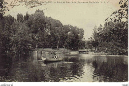 95 ENGHIEN LES BAINS En 1904 N°38 Pont Et Lac De La Princesse MATHILDE VOIR ZOOM Barque Rameur VOIR DOS - Enghien Les Bains