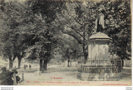 09 FOIX L'Ariège N°992 De Labouche Statue Lakanal Et Allées De Villotte Hommes Canotiers Assis Sur Banc VOIR DOS - Foix