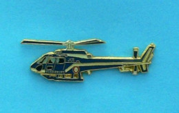 PIN'S //  ** HÉLICOPTÈRE / ECUREUIL / GENDARMERIE NATIONALE ** . (J.Y. Ségalen Collection) - Avions