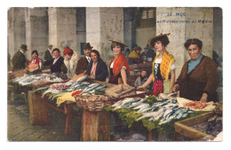 FRANCE // NICE // LES POISSONNIÈRES AU MARCHÉ - Marchés, Fêtes