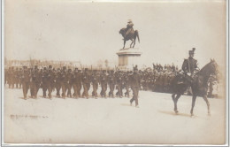 CHERBOURG : Carte Photo D'un Défilé Militaire Du 14 Juillet 1912 (date Précisée Au Dos D'une Des Cartes Photo) - Très Bo - Altri & Non Classificati