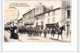 FONTENAY-le-COMTE : Le 137e Et Son Drapeau Rentrant Des Sables - état - Sonstige & Ohne Zuordnung