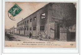 AY - REVOLUTION EN CHAMPAGNE 1911 - Maison Deutz Geldermann Incendiée Par Les émeutiers Le 12 Avril 1911 - état (traces) - Ay En Champagne