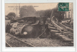 Déraillement De L'express De Cherbourg En Gare De BERNAY 1910 - La Locomotive Sous La Voie - Très Bon état - Bernay